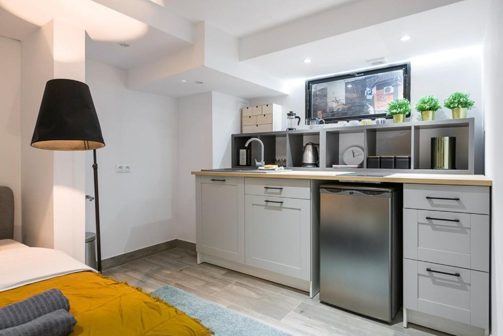 קרקוב Cosy Apartment In Perfect Location מראה חיצוני תמונה